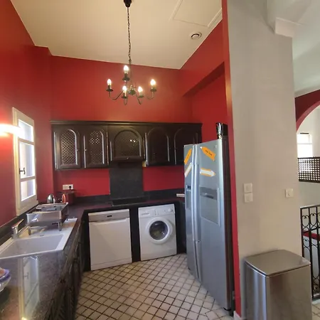 Secret Room, 3 Couple Only Au Village Naturiste