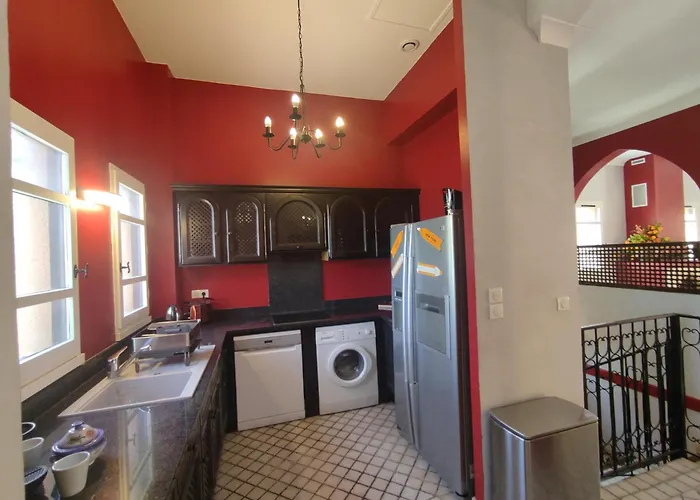 Secret Room, 3 Couple Only Au Village Naturiste