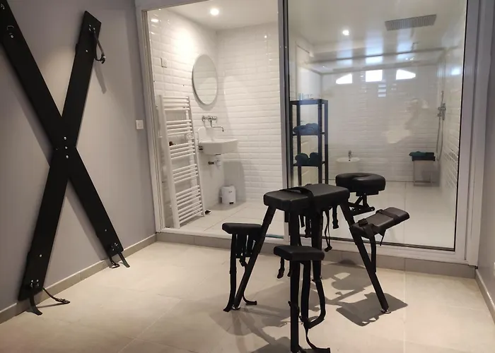 Secret Room, 3 Couple Only Au Village Naturiste رياد 3*